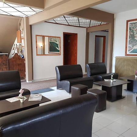 Hotel Paralia Nea Karvali Buitenkant foto