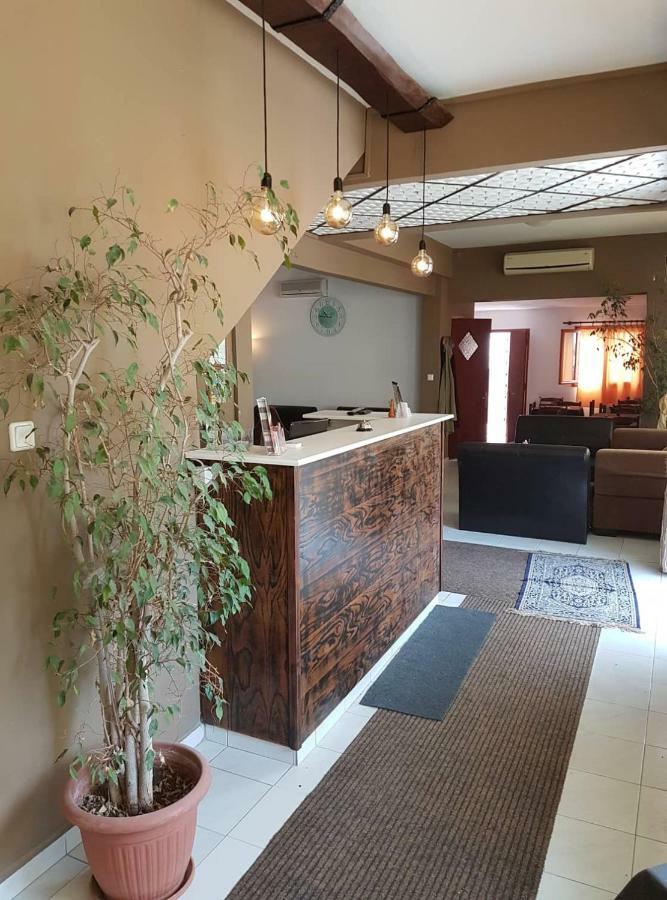 Hotel Paralia Nea Karvali Buitenkant foto